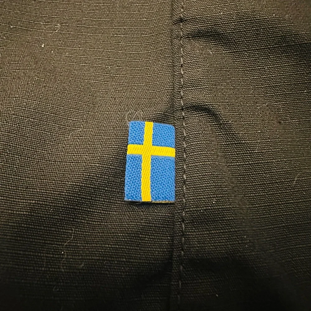 Fjällräven Black Stina Jacket NWOT Women’s Medium - Picture 11 of 16